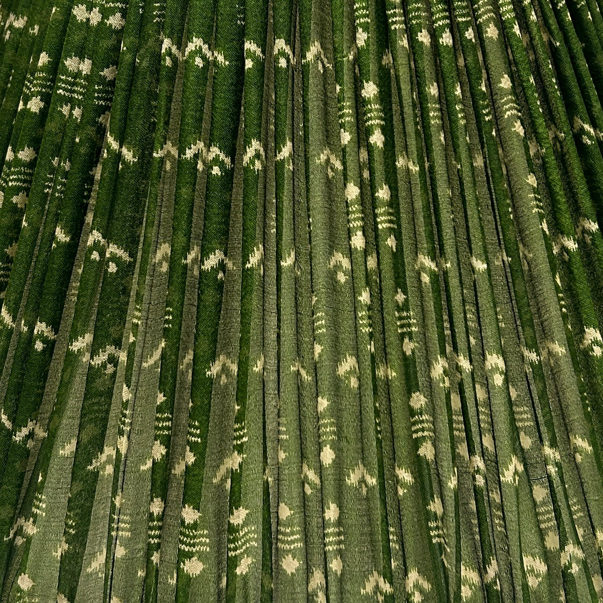 14" Silk Sari Lampshade - Green Brush Geometric