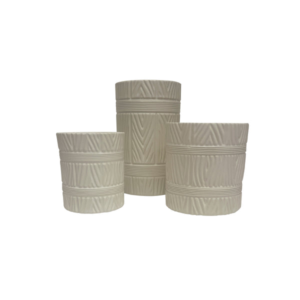 Faux Bois Brush Pot in Matte White
