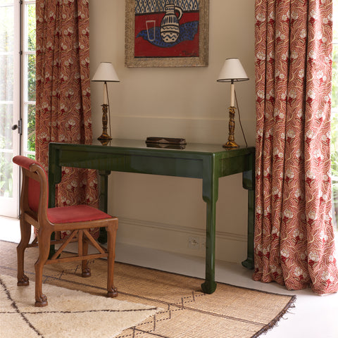 Gazebo Desk