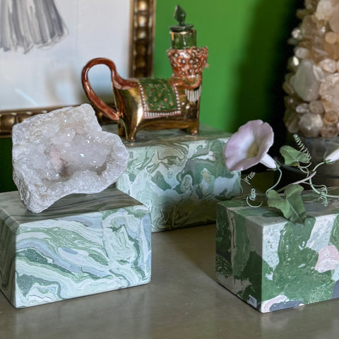 Emerald and Jasper Scagliola Plinth