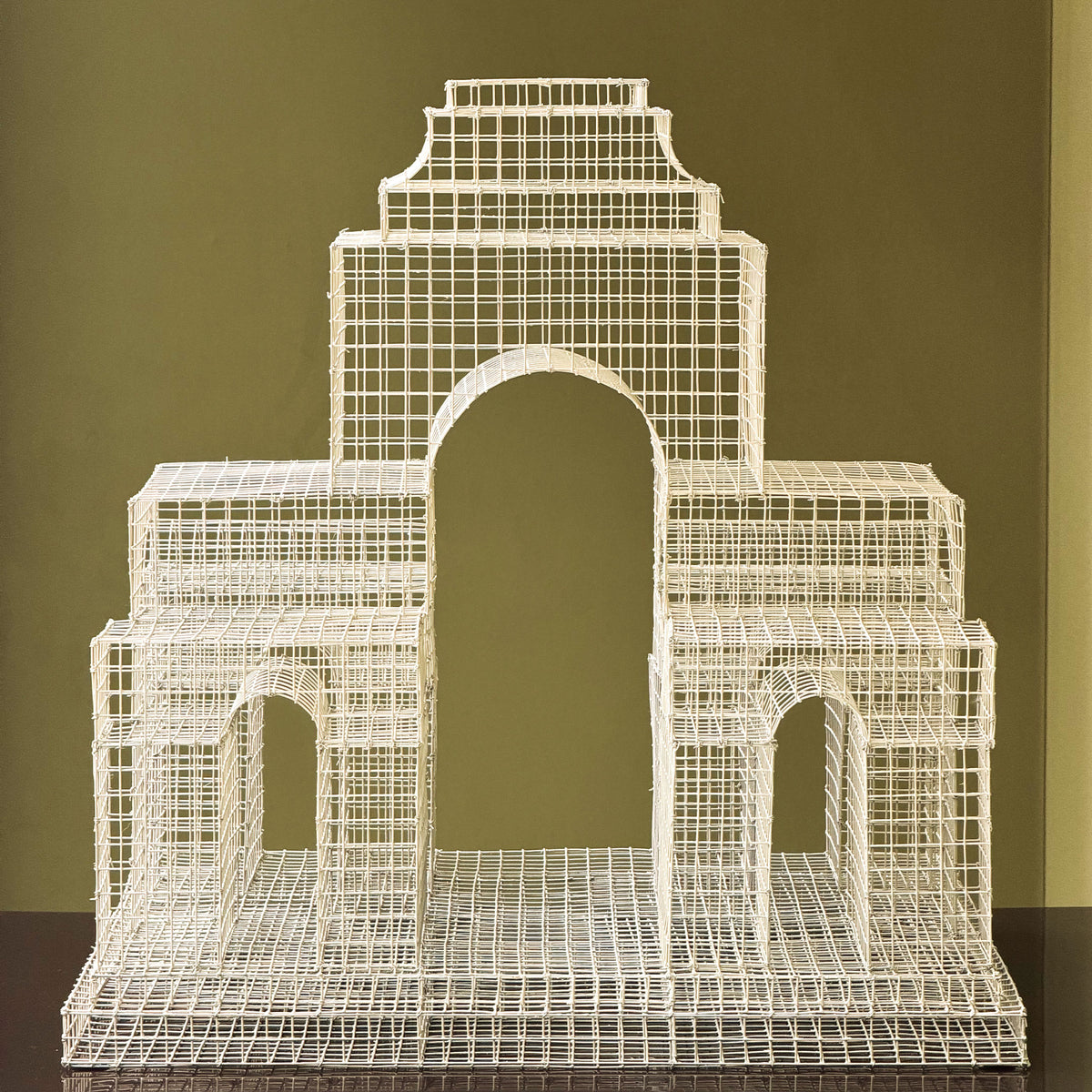 Larry Becker, Lutyens
