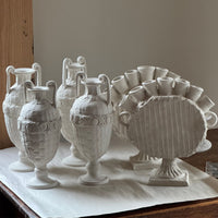 Frances Palmer, Urn with Middle Band