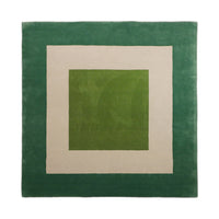 Centered Rug in Spring