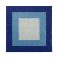 Centered Rug in Winter